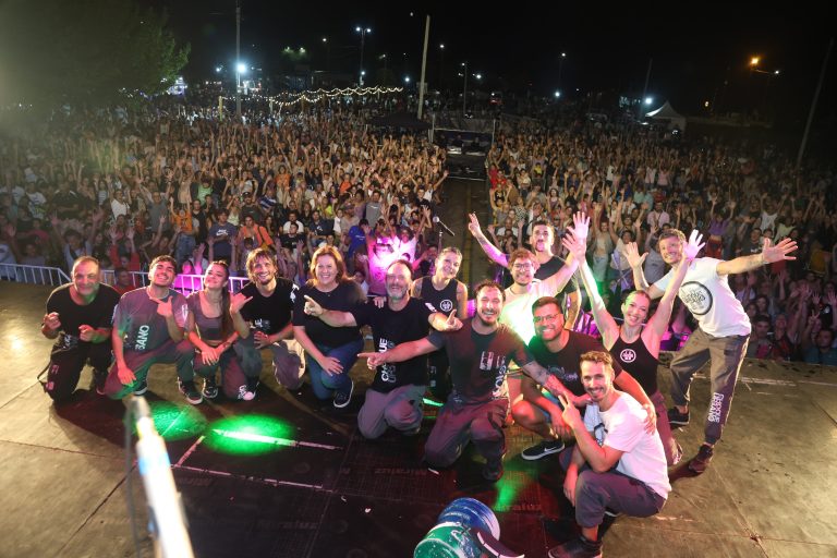 Masiva convocatoria en el Fogón de la Juventud: una noche de música, carnaval y cultura en General Pico