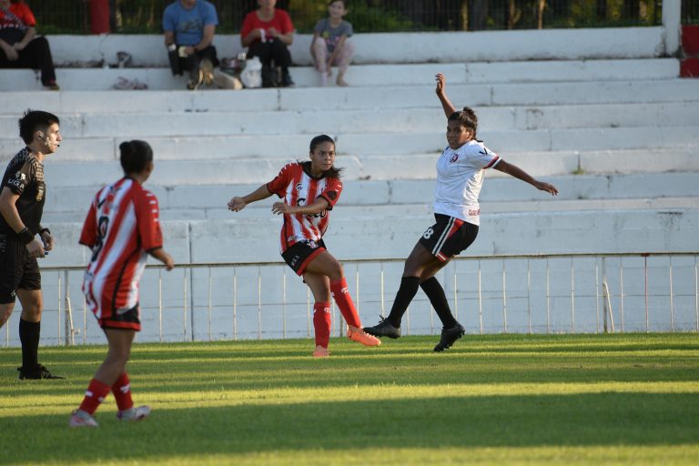Costa Brava y Mac Allister imbatibles: lideran la Zona B con puntaje perfecto en el Provincial Femenino