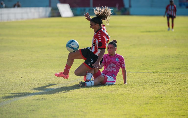 Viernes de fútbol femenino en la ciudad: Costa recibe a Cultural Argentino por los cuartos de final