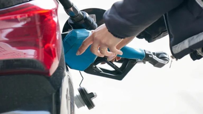 Doble golpe al bolsillo y al transporte: cortan el GNC en toda La Pampa y YPF aumenta sus combustibles