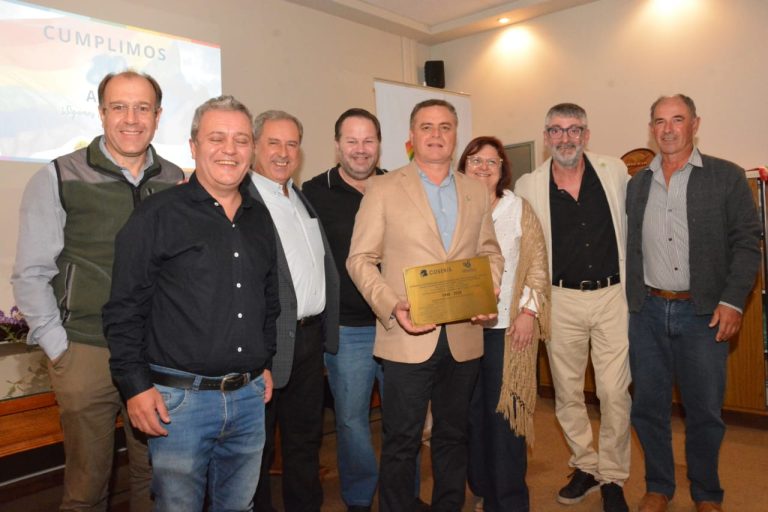La cooperativa de Intendente Alvear celebró su 80° aniversario con actos emotivos y reconocimientos