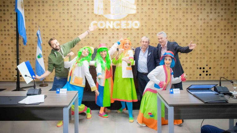 Homenajes y orgullo local: el Concejo reconoció a personalidades e instituciones destacadas