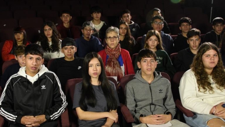 Estudiantes pampeanos protagonizan spot institucional para promover la convivencia escolar y el diálogo en las aulas