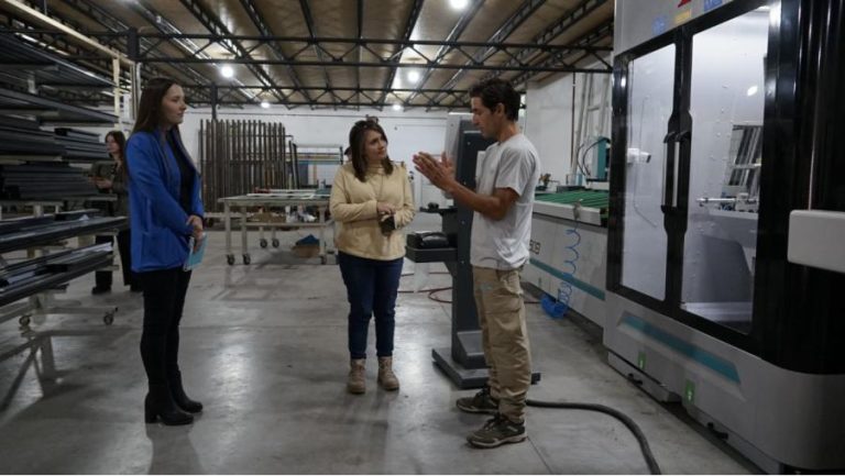 Continúan las visitas a emprendimientos productivos del interior provincial
