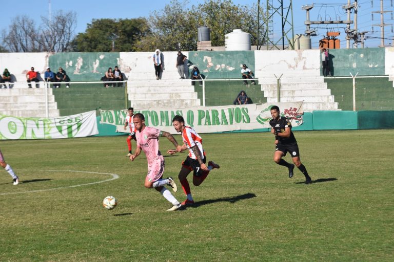 Costa Brava sufre su primera derrota en el Federal A ante Estudiantes