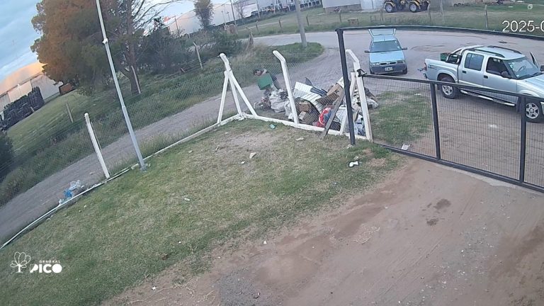 La Municipalidad de Pico difundió un video que muestra a vecinos arrojando basura fuera de los centros de transferencia