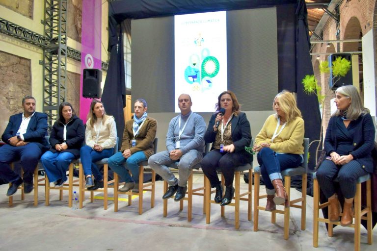 Fernanda Alonso expuso sobre gobernanza climática en la XII Asamblea de la RAMCC en Mendoza