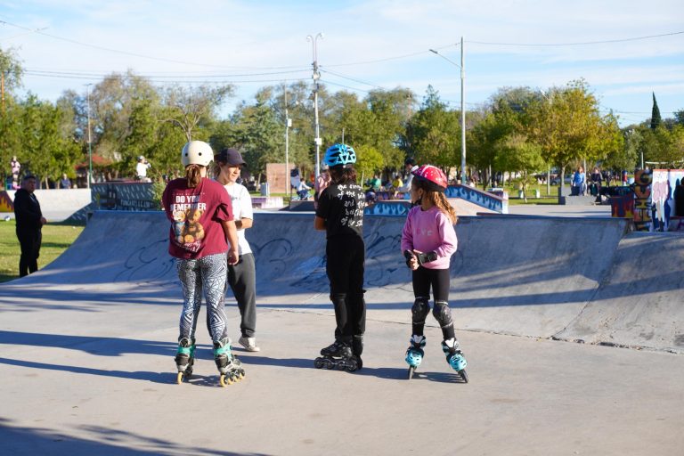 Familias piquenses disfrutaron de actividades deportivas en el Paseo Ferroviario