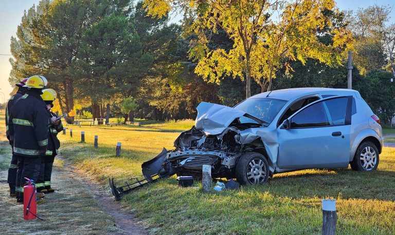Fuerte choque en Avenida Circunvalación: un joven fue hospitalizado