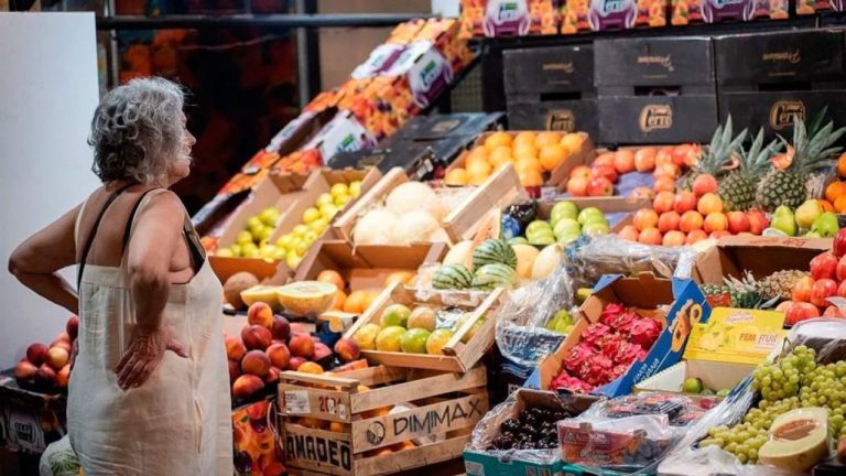 La inflación de marzo fue del 3,7% y acumula 8,6% en el año, según el INDEC