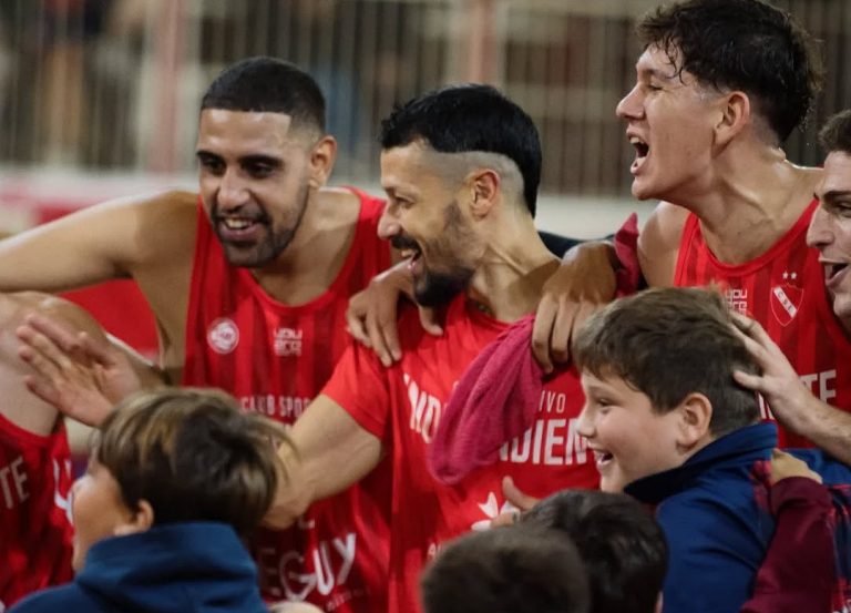 Federal de Básquet: Independiente aplastó a Ferro en el “Gigante” de la Avenida