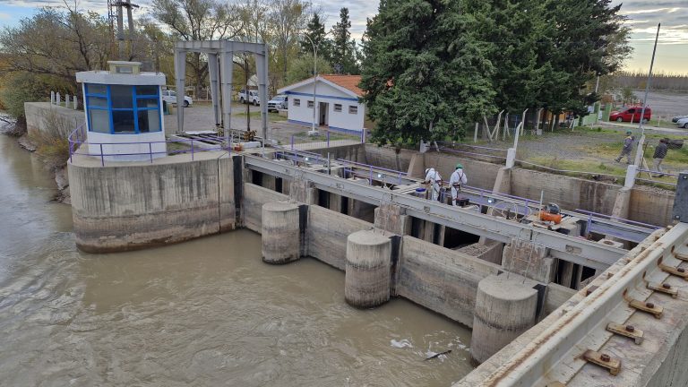 Se reanudan las obras de mantenimiento del Puente Dique “Punto Unido” en La Pampa