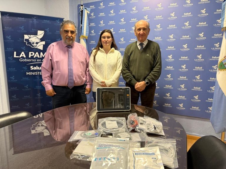 El Establecimiento Asistencial de Vértiz incorpora un monitor multiparamétrico para mejorar la atención sanitaria