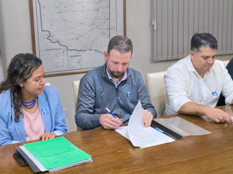 La Pampa avanza en el suministro de energía eléctrica para 44 viviendas del Plan Mi Casa