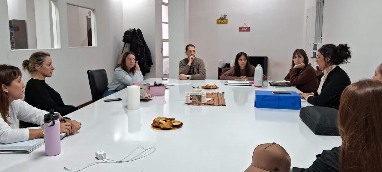 Supervisión y control de tarjetas sociales en Intendente Alvear