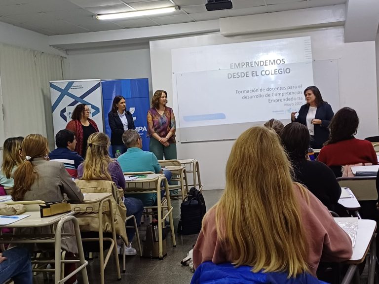 El Ministerio de la Producción impulsa la formación docente en competencias emprendedoras en La Pampa