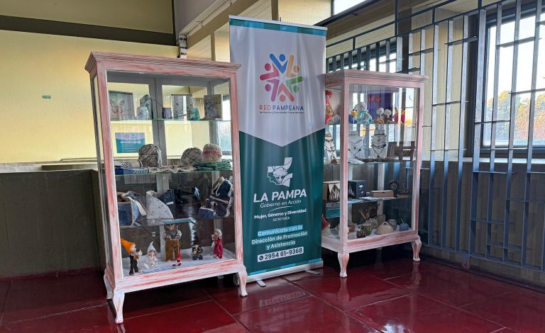 La Casa de Gobierno de La Pampa presenta una nueva muestra de emprendedoras y diversidades
