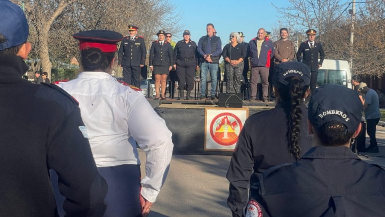Celebración del 10° aniversario del Cuerpo de Bomberos Voluntarios de Anguil