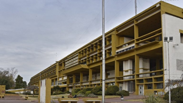 El Gobierno de La Pampa solicitó ser querellante en las causas por amenazas de tiroteos en escuelas