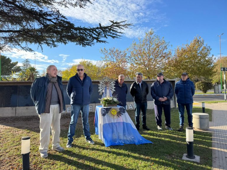 La Virgen de Luján Malvinera conmovió a General Pico en un emotivo homenaje a los héroes de Malvinas