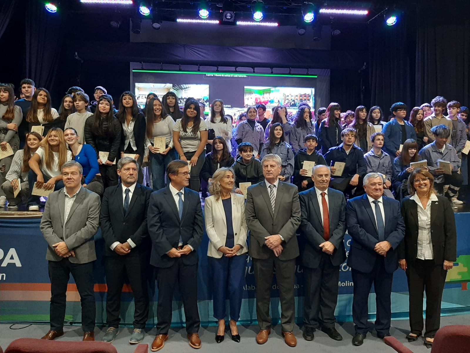 Estudiantes de La Pampa prometen lealtad