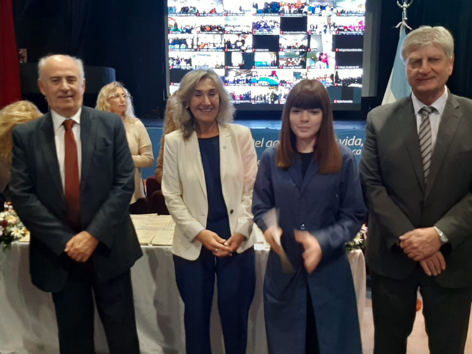Compromisso con la constitución