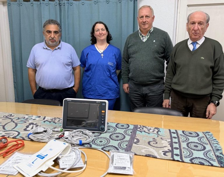 El Establecimiento Asistencial de Rolón incorpora un nuevo monitor multiparamétrico para mejorar la atención de pacientes