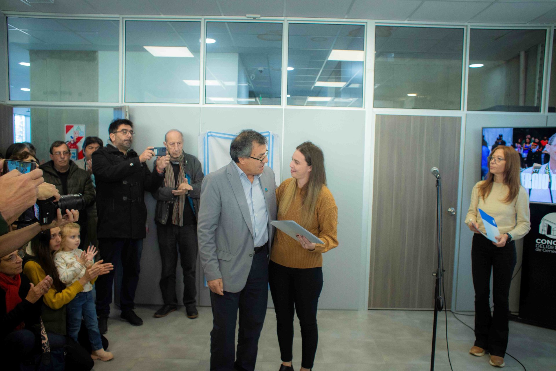 El Concejo Deliberante de General Pico rinde homenaje al periodista Sergio Rossini con la denominación de su Salón de Usos Múltiples