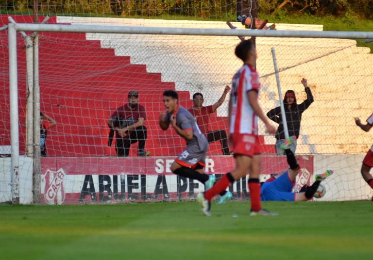 Costa Brava, con doble compromiso: recibe a Huracán Las Heras por el Federal A y visita a Alvear en la Liga Pampeana