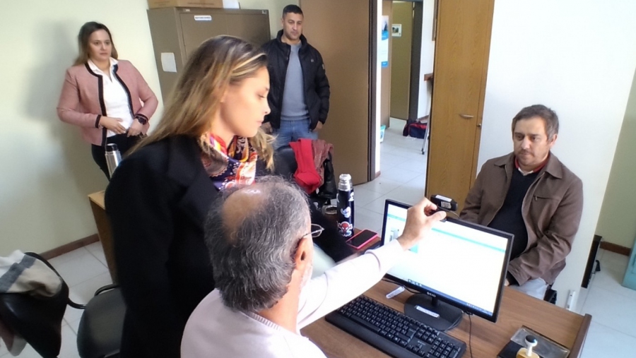 Modernización tecnológica llega a los registros civiles de La Pampa: un plan integral para mejorar la atención al público