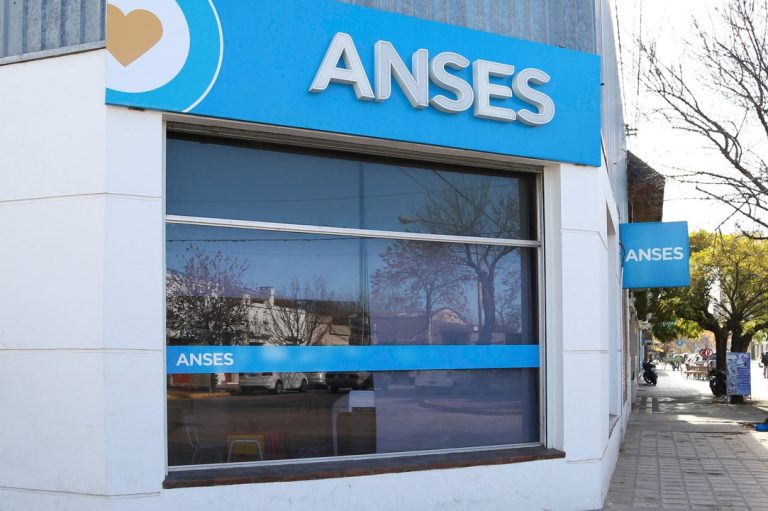 Es oficial: ANSES aumentó el monto a beneficios para julio, ¿qué pasa con las becas Progresar?