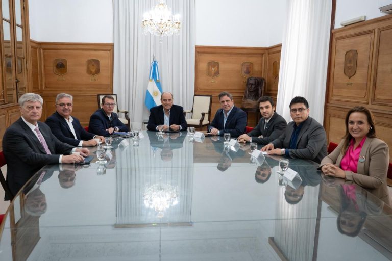 Ziliotto y gobernadores presentaron a Francos una propuesta para recuperar fondos provinciales sin afectar a Nación