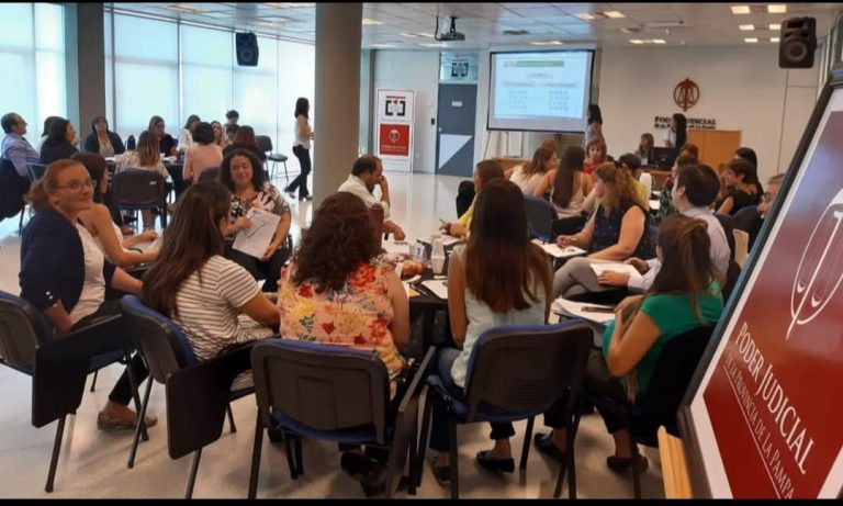 El Centro de Capacitación Judicial de La Pampa celebra 30 años de formación continua y más de 27.000 certificados emitidos