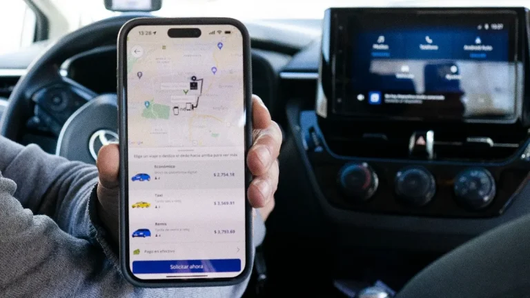 Buscarán impulsar una app municipal en General Pico para taxis y remises