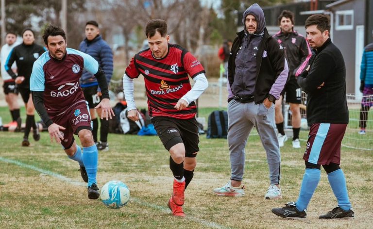 Torneo “Entre Amigos”: Partidos reñidos y muchos goles en la octava fecha