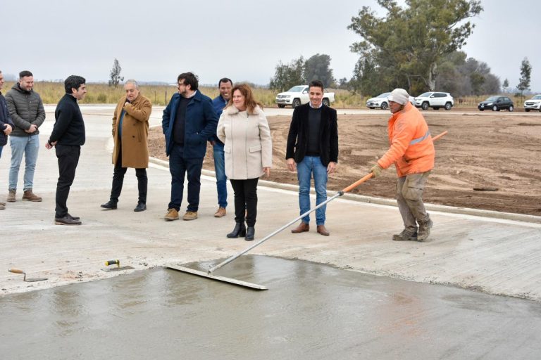 Avanzan obras clave en General Pico: agua potable, conectividad vial y hospital en el Barrio Federal