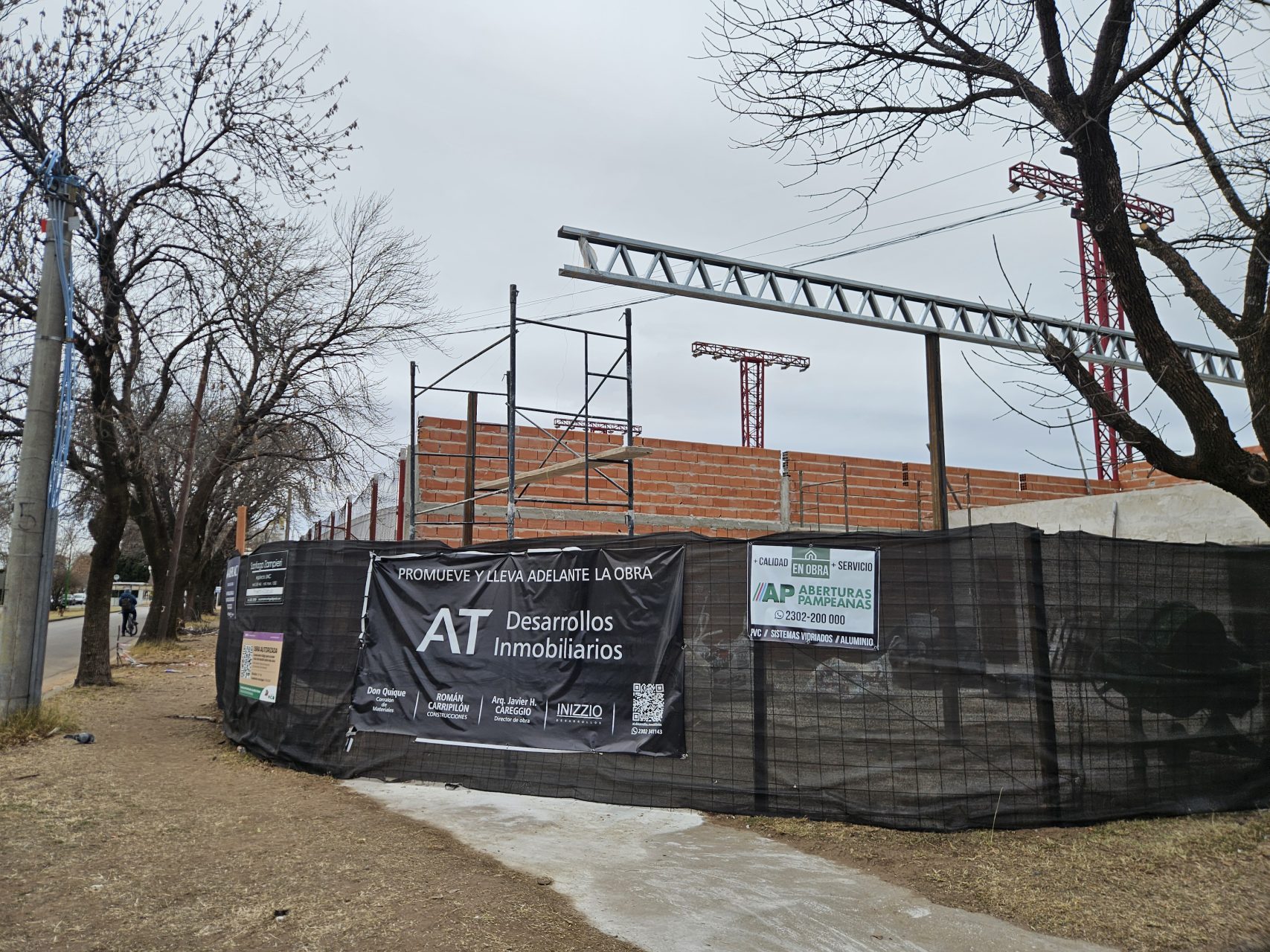 Una esquina con sabor: Independiente construye local para nueva heladería