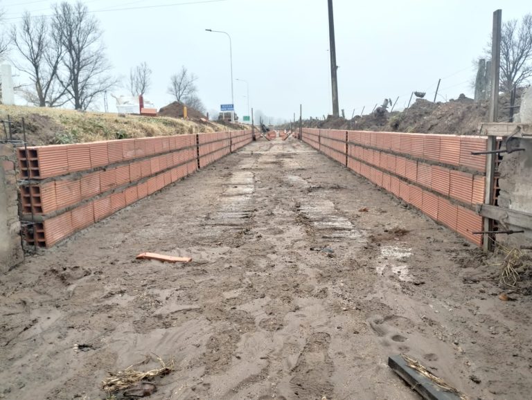 Avanza la readecuación de desagües pluviales en Doblas