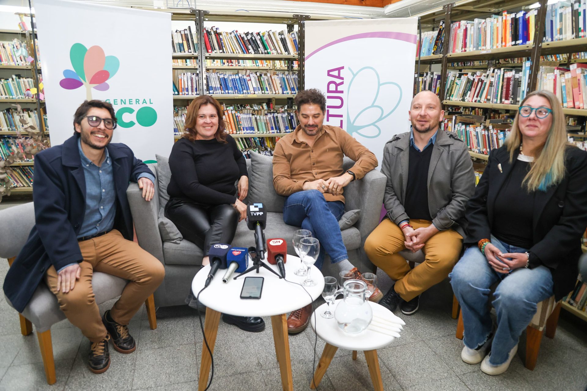 Conferencia-Feria-del-Libro-1