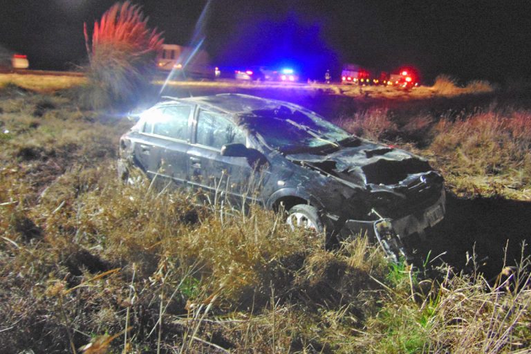 Un hombre sufrió una fractura de clavícula tras volcar en la Ruta 1 entre Intendente Alvear y Larroudé
