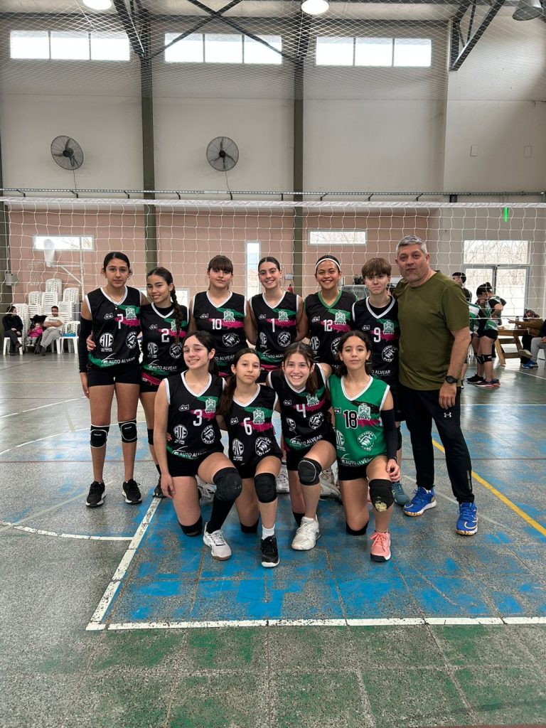 Intendente Alvear: Jóvenes atletas se destacan en los Juegos Deportivos Pampeanos 2025 y clasifican a la fase provincial