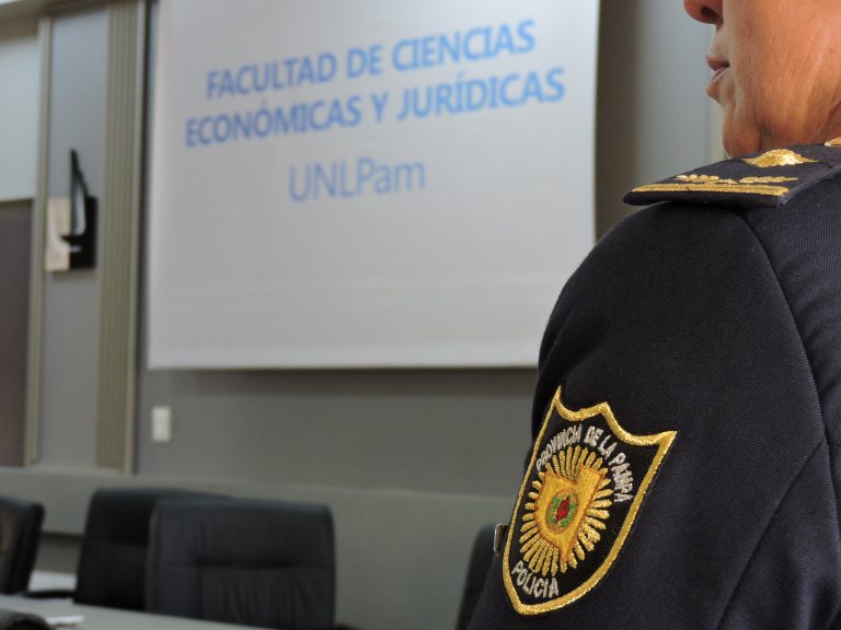 Inició la Licenciatura en Seguridad Pública y Ciudadana en la UNLPam con más de 200 policías inscriptos