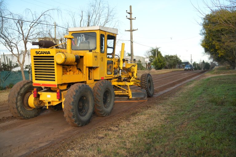 General Pico: continuidad en el mantenimiento de calles de tierra para mejorar la transitabilidad