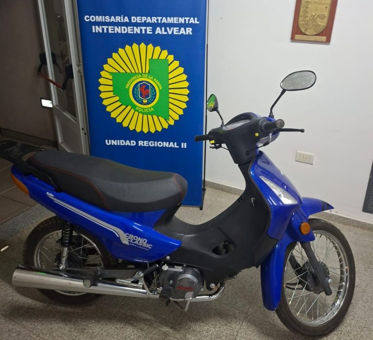 Intendente Alvear: secuestraron una moto e investigan a su conductor por realizar maniobras peligrosas