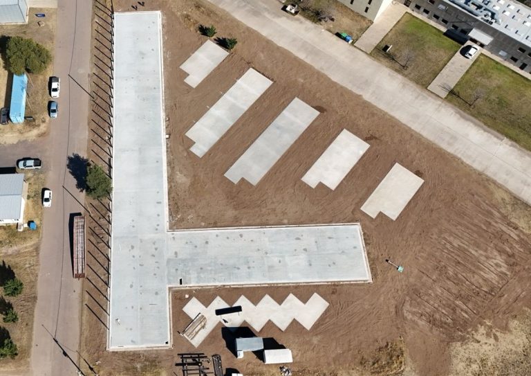 Avances en Zona Franca, la nueva cisterna de agua y el estado de las cloacas: el panorama de obras de Corpico