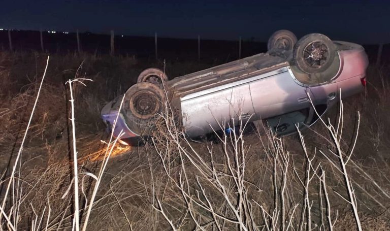 Vuelco en la Ruta 4: Conductor de Trenel manejaba alcoholizado