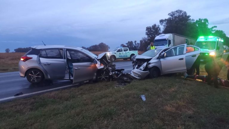 Fuerte choque frontal en la Ruta 5: hay heridos de gravedad
