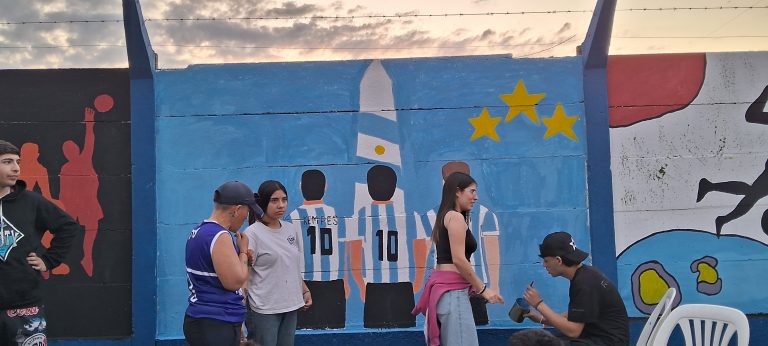 Primavera Alvear 2025: Murales deportivos inician el festival