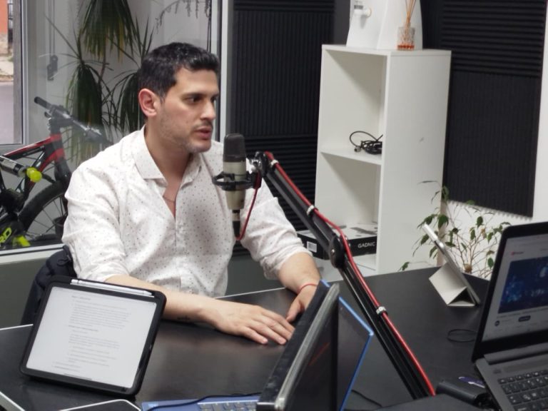 El candidato de ‘Cambia La Pampa’, Federico Guidugli, propone redirigir $100.000 millones de inteligencia para reparar 700 km de rutas en La Pampa