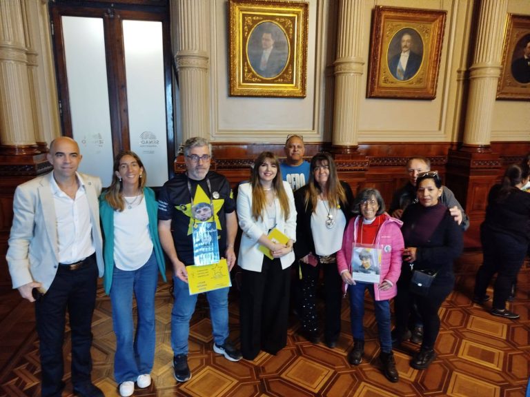 Estrellas Amarillas celebra media sanción, con penas más duras para delitos viales: “Esta es la promesa que hace más de 22 años le hice a mi hijo”